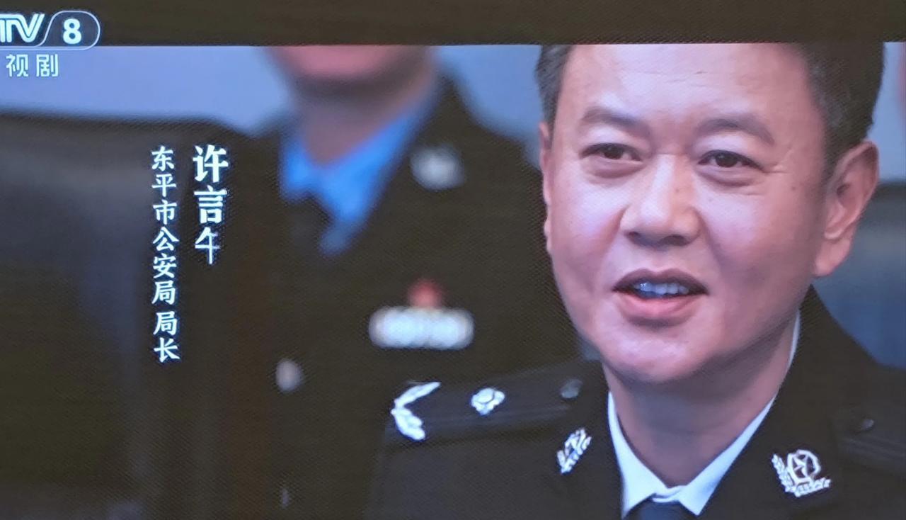 央视现在学乖了，大片好片首播权不再给任何卫视，牢牢握在自己手中。今晚，CCTV