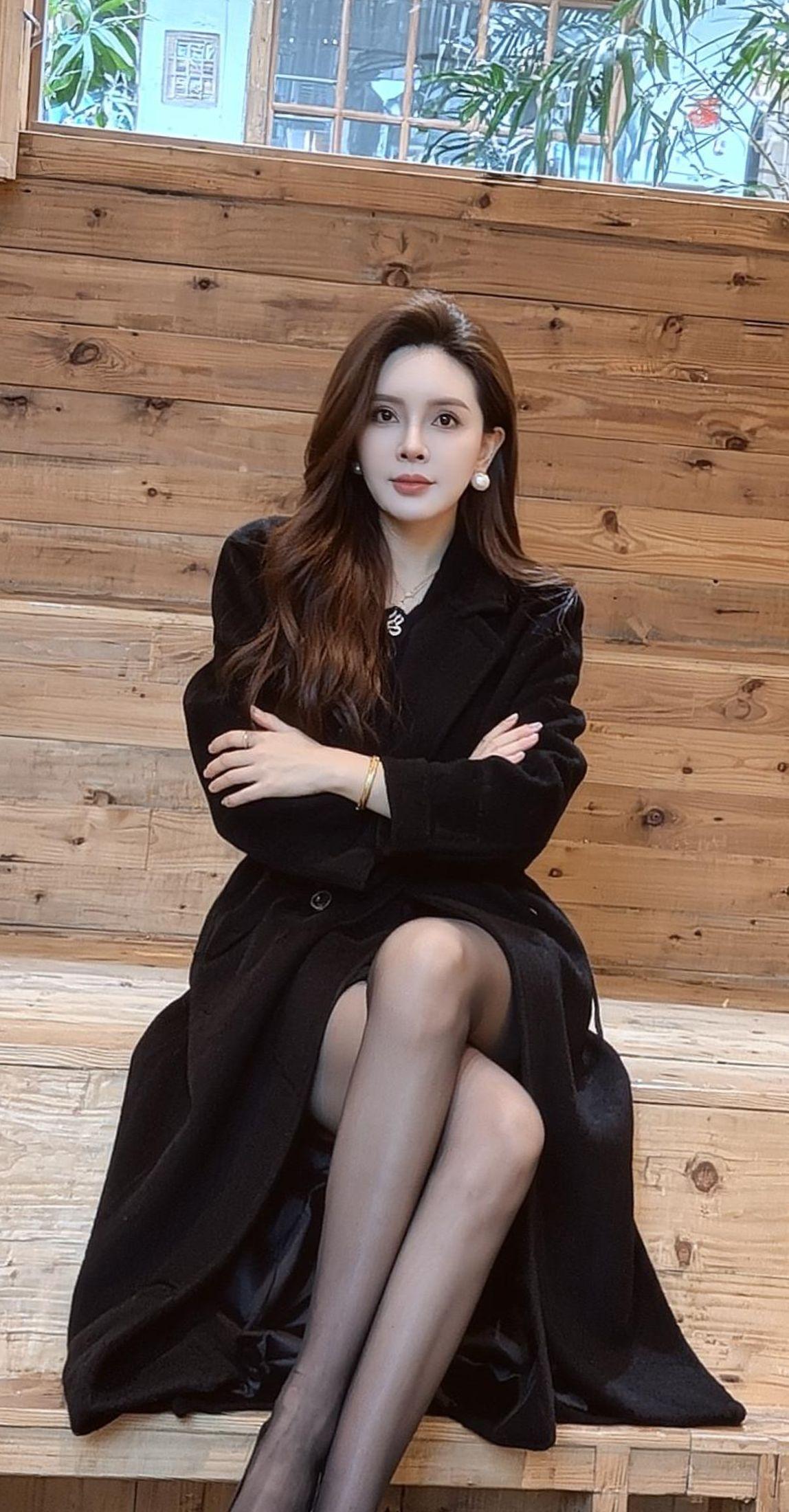 AI知性风情写真