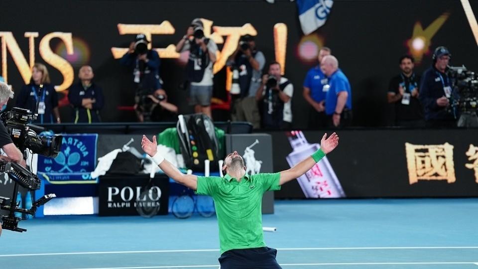 史诗级逆转！德约科维奇鏖战4小时救8破发点进澳网决赛