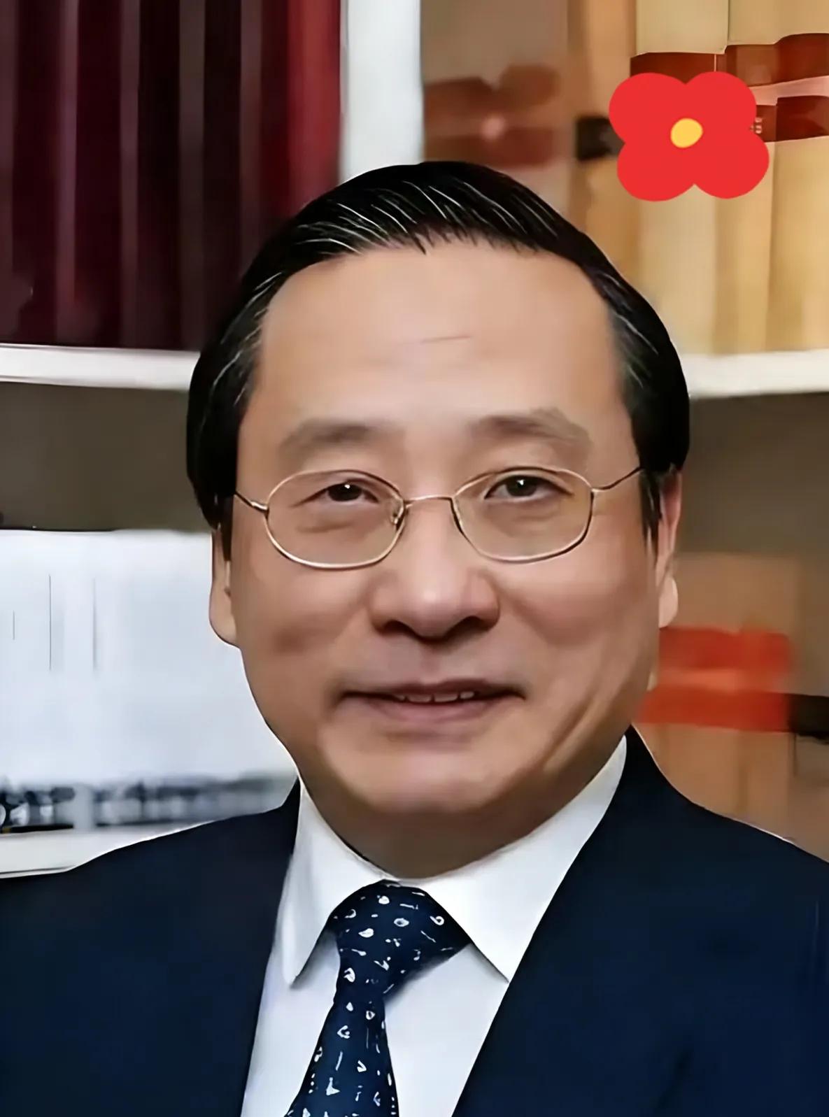 »),全网都在吵“亲日分子”！这股风刮得也太猛了吧？打开手机刷两条，不是