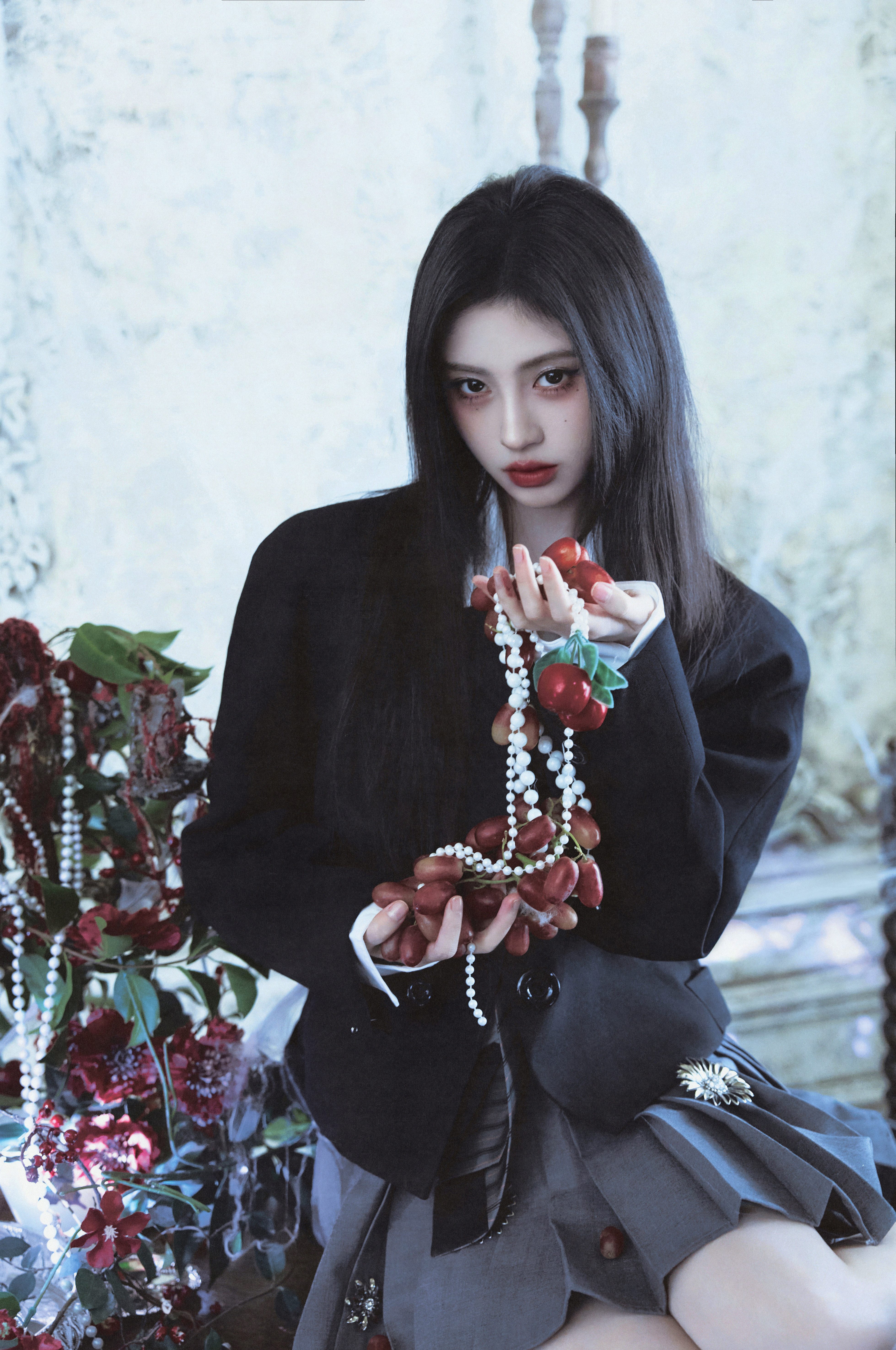 鞠婧祎烈焰红唇盯着你很难冷静