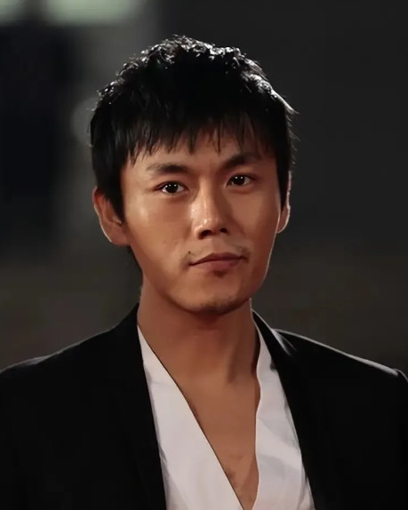 没有人觉得秦昊有点可怕吗？不是因为他演得不好，也不是因为长得不帅，实在是