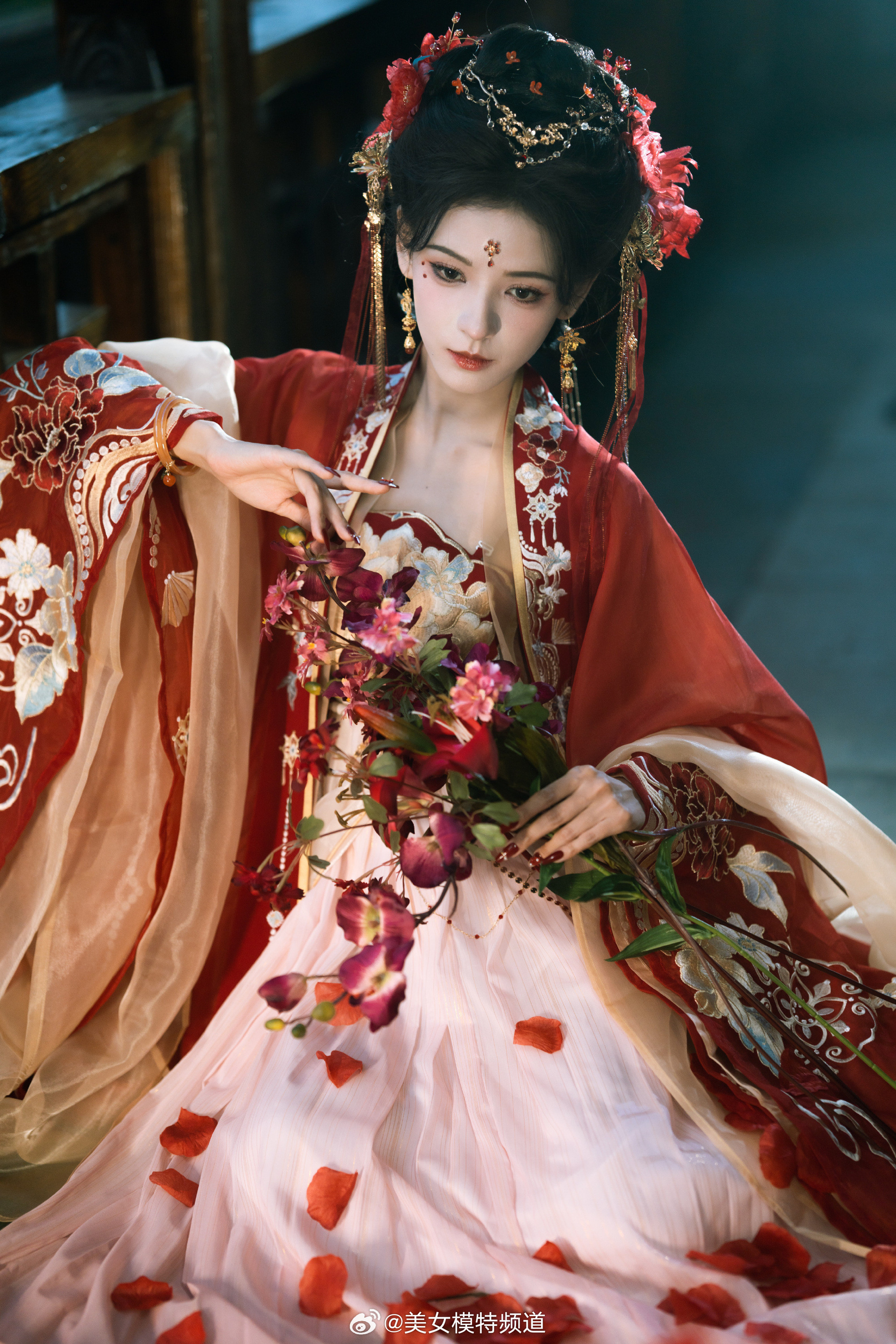 张予曦国风大典唯美造型