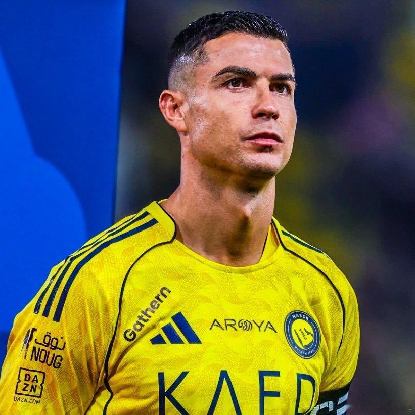 如果AlNassr赢得接下来的3场比赛，他们将加冕沙特冠军对阵AlHaram