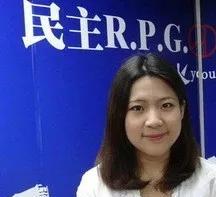 被称为“蓝营女战神”的徐巧芯近日竟然在台民意机构为绿营解冻预算提案投下赞成票，让