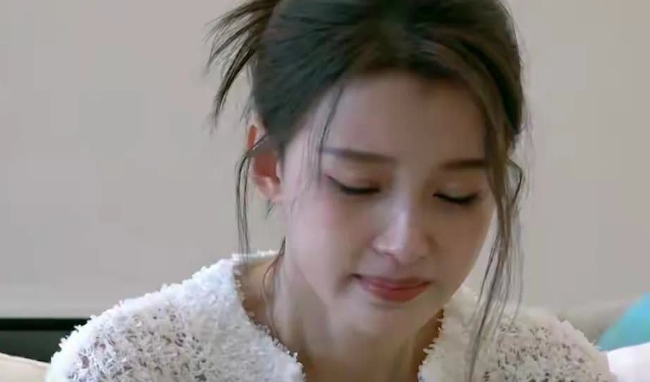 孙怡的妈妈也挺拎不清的，董子健其实是孙怡的天花板，当妈的不鼓励女儿复婚，竟然还对