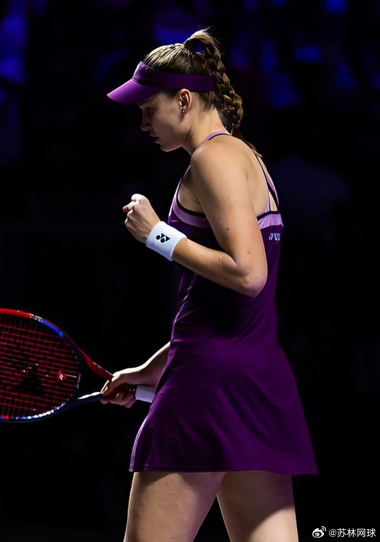 莱巴金娜击败斯瓦泰克之后，成为在球员中击败世界1或世界2仅次于大威的球员。大威-
