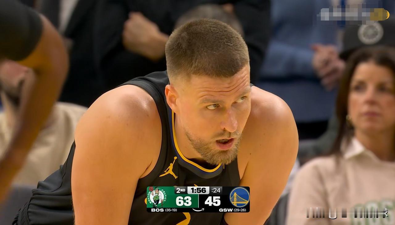 勇士新援波尔津吉斯真是太让人吃惊了！在今天勇士主场以110：121输给凯尔特人的