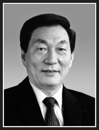 8月13日，日本驻华大使馆为朱总理逝世降半旗致哀，以此表达哀悼之意，那么，对于日