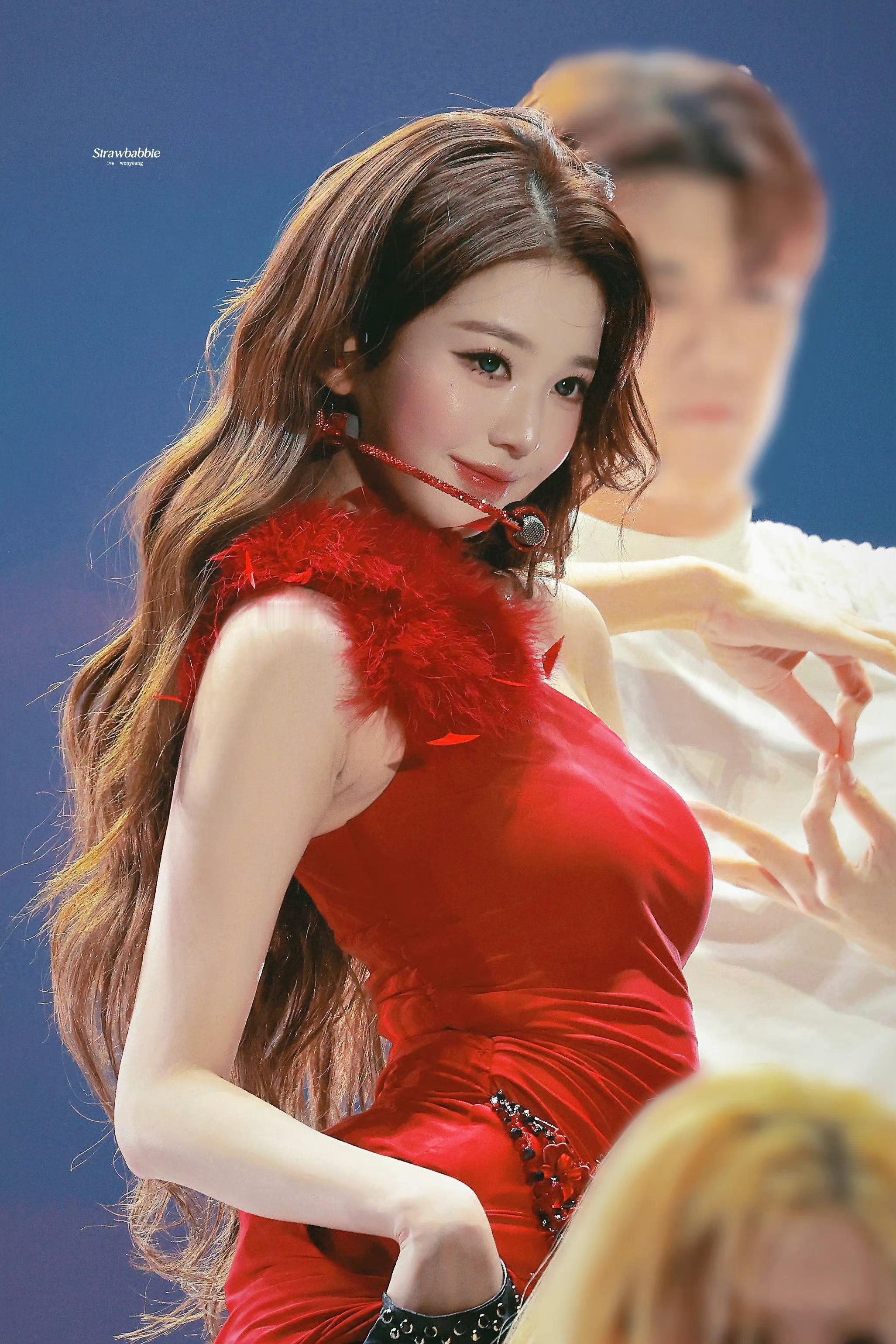 世界对我的霸凌从张元英不是我女朋友开始….🪭​​​