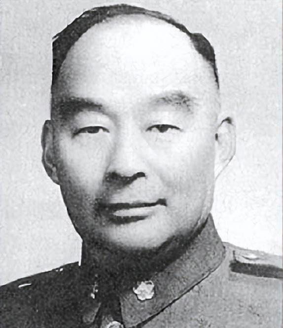 马步芳妄想据守六盘山，面对解放军四百门大炮轰击，其固守美梦彻底破碎！1949年
