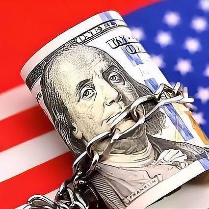 杀疯了！中方“双杀”组合拳精准拿捏美国这波操作太秀了减持美债+卡稀土，中