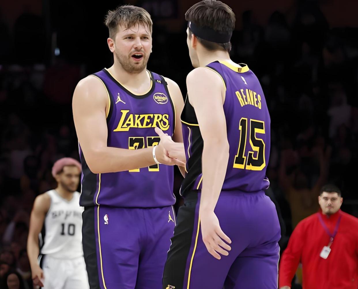 实话实说，东契奇、里夫斯的受伤，湖人已经做好了3种放弃1、放弃西部第3的位置，