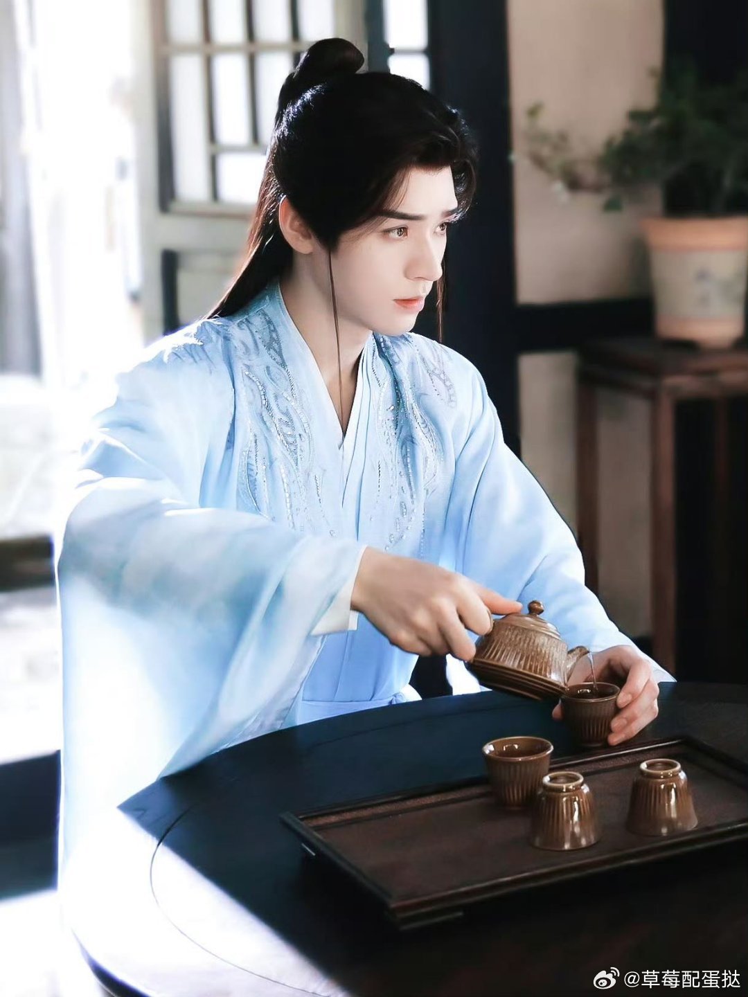 龚俊实力反哺原著第一人 龚俊也太会了吧！把《暗河传》演得书粉剧粉都满意，打戏帅到