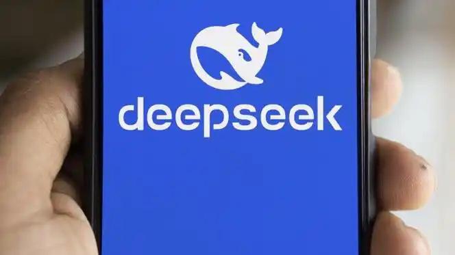 DeepSeek崛起之前，月之暗面旗下Kimi是国内热度最高的AI产品；Deep