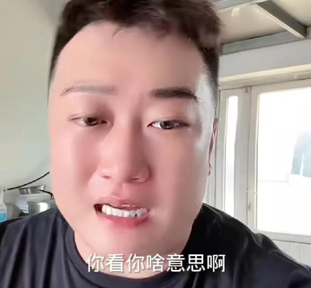 二驴致电敦促骡子入PK局，尴尬进退两难解释变“随缘主播”原因！