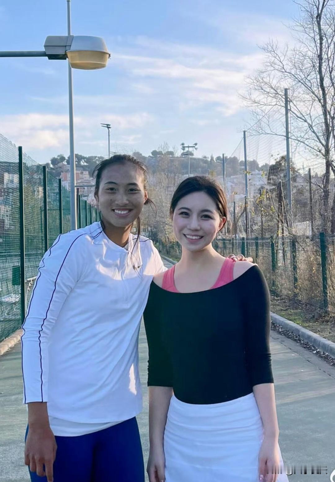 怎么回事文23年的时候看着还是个宝宝😋稚气未脱的感觉​​​