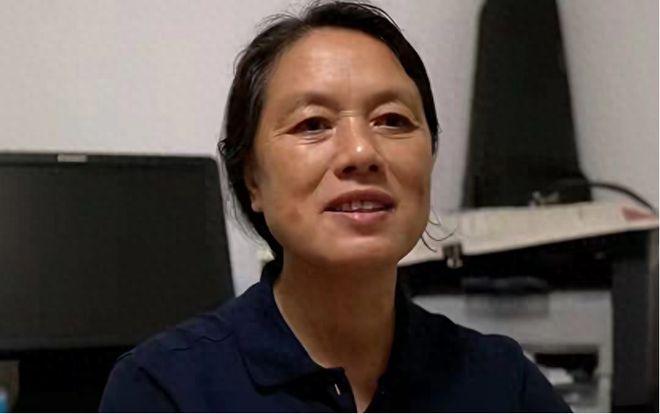 陕西退休女工程师帮村民举报污染十年，只因为取了个快递被关638天，蒙冤获刑两年半