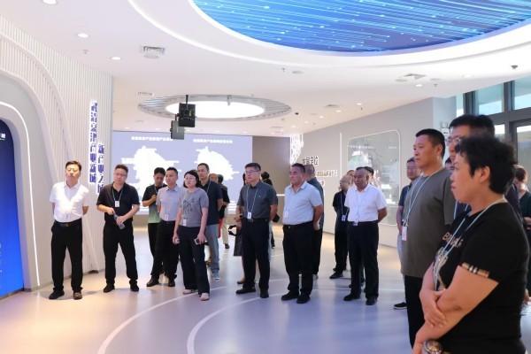 天津市委党校处级公务员任职培训班(第66期二班)开展主题党日活动