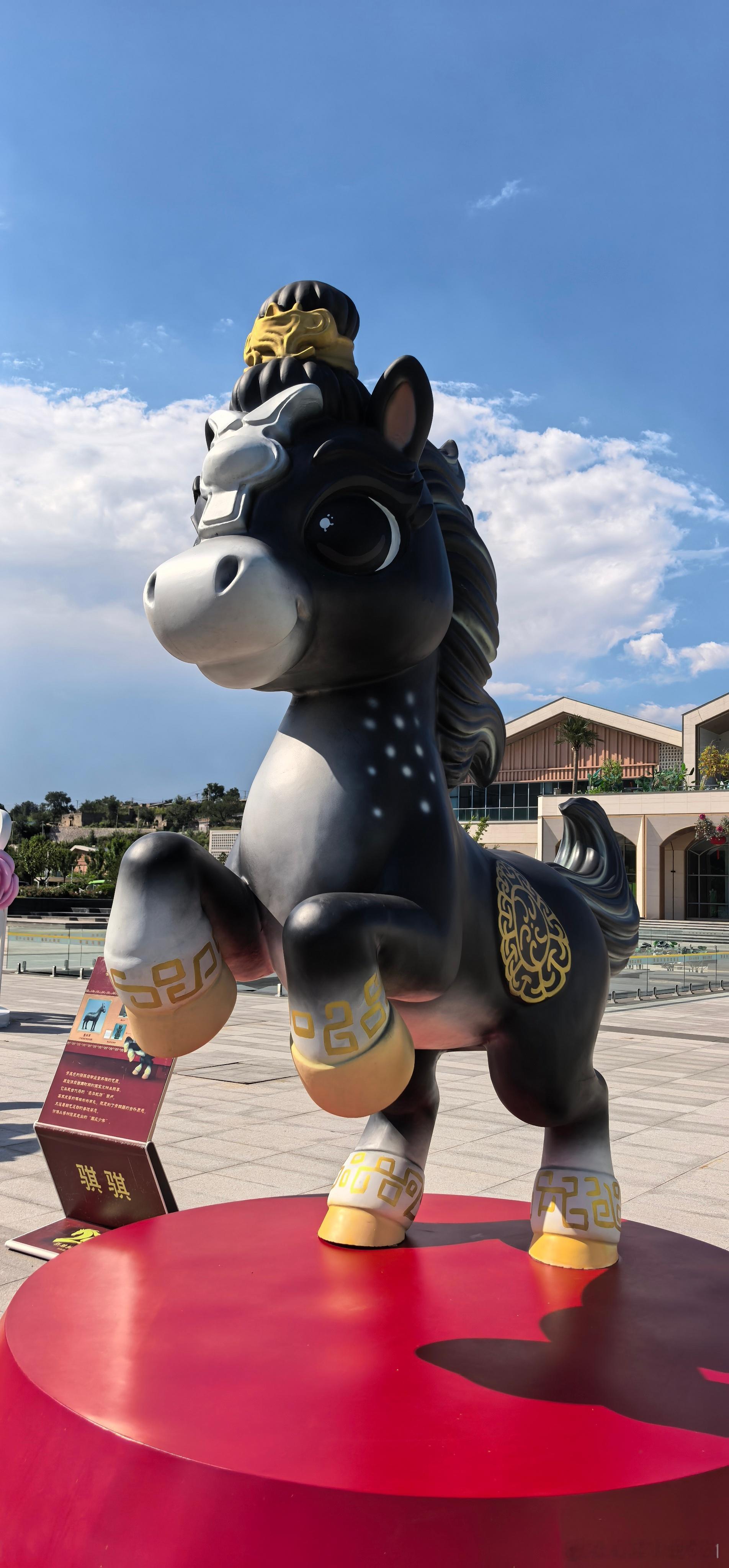 山西吕梁孝义市曹溪河旅游区溪河里妈妈市集​​​