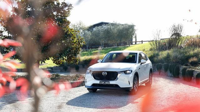 马自达CX-60海外上市新增金属色V6发动机入门版价格更低