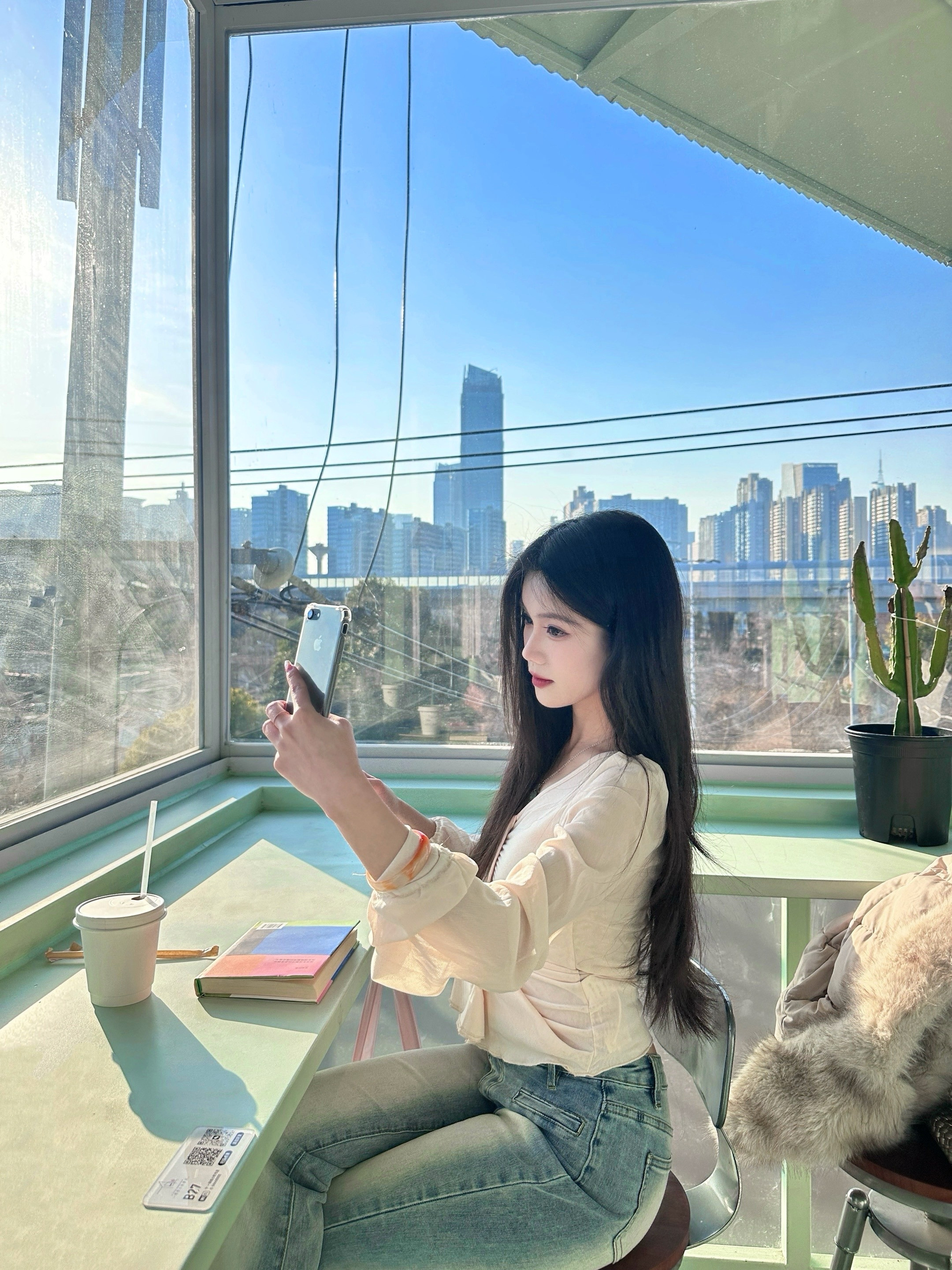 ˚₊‧꒰𓆩♱𓆪꒱‧₊˚🧚🏻👒🫧我的出现（'-W-*）又是谁的礼