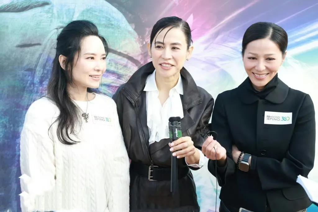 宣萱郭羡妮大赞滕丽名保持得最好！2025年12月22日《寻秦记》电影宣传活动中