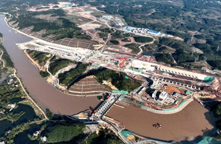 平陆运河：一把钥匙，解锁西南的“出海口”困局平陆运河修在广西，但最激动的人群，