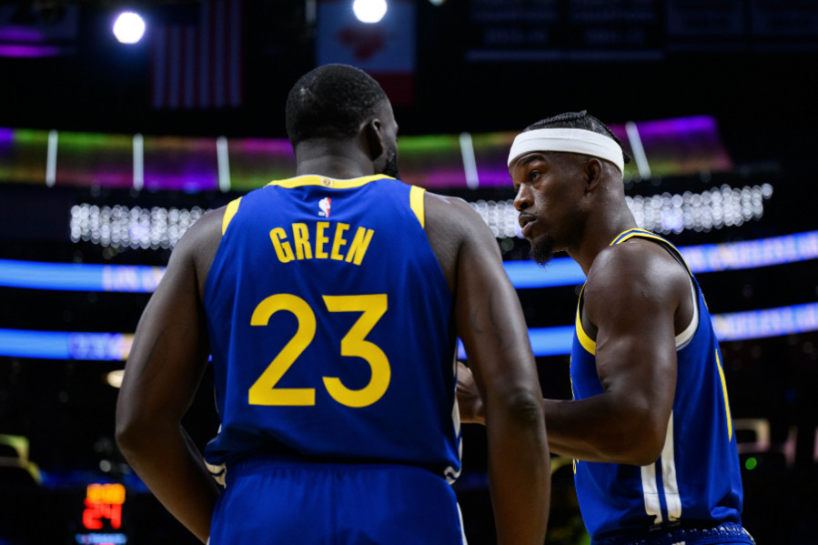 近日，阿里纳斯在节目中谈到了巴特勒在勇士的角色。他说：“吉米，如果你非要这么打，