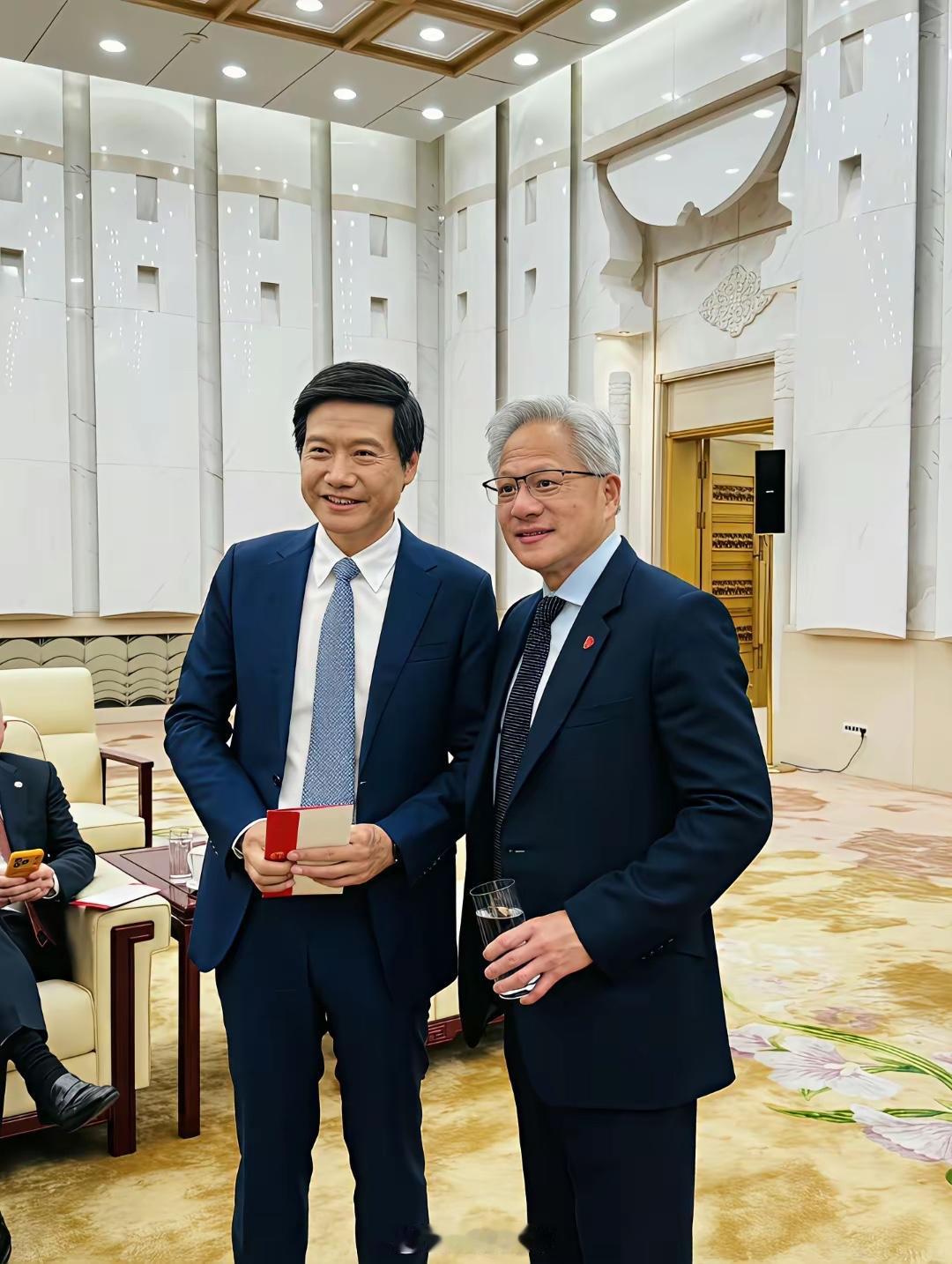 在中国很多企业家都是很优秀的比如任正非、刘强东、马云等一众优秀的企业家但是