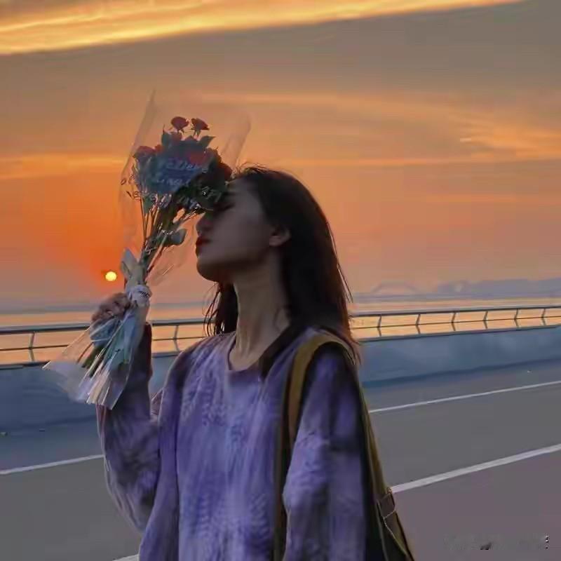 100元，就可以买到好久的开心。昨天，下班到家，老公已经到家了，同时