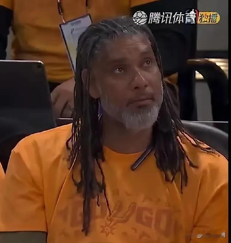 美国icon球星邓肯的近况曝光，状态苍老得让人意外。明明身家丰厚，生活、医疗条件