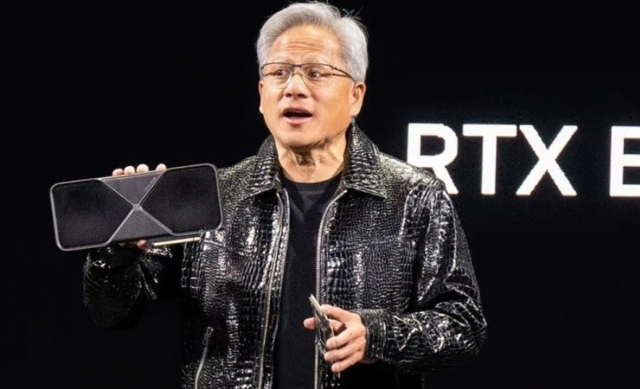 趁涨套现黄仁勋本月不断出售英伟达股份 累计套现1.13 亿美元