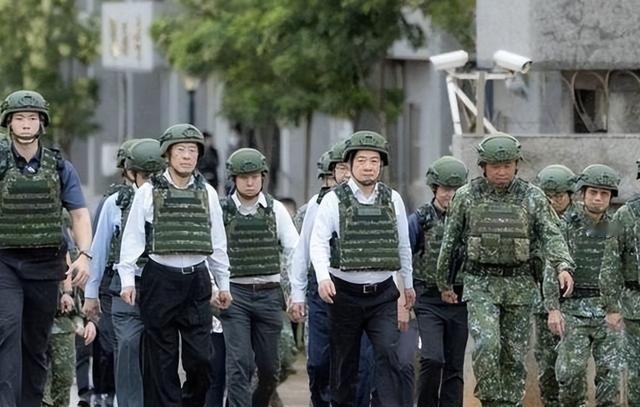 不能做梦了！台湾就算愿意和平统一，也不可能允许解放军在那驻军？大陆一直坚持