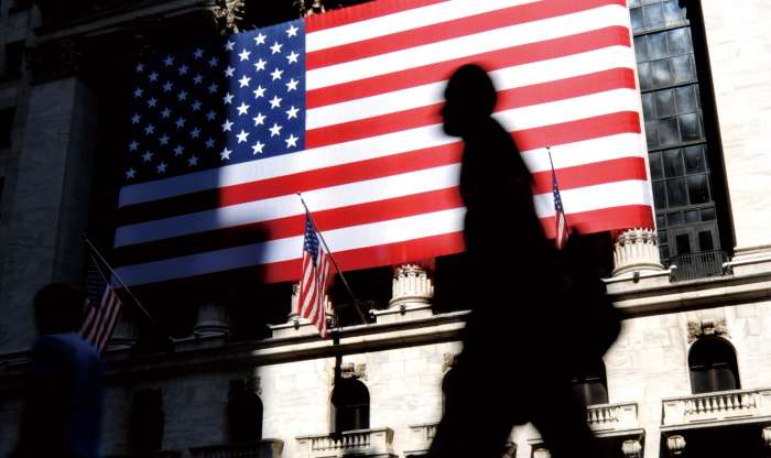 美国CPI意外“爆冷”, 美联储降息预期升温