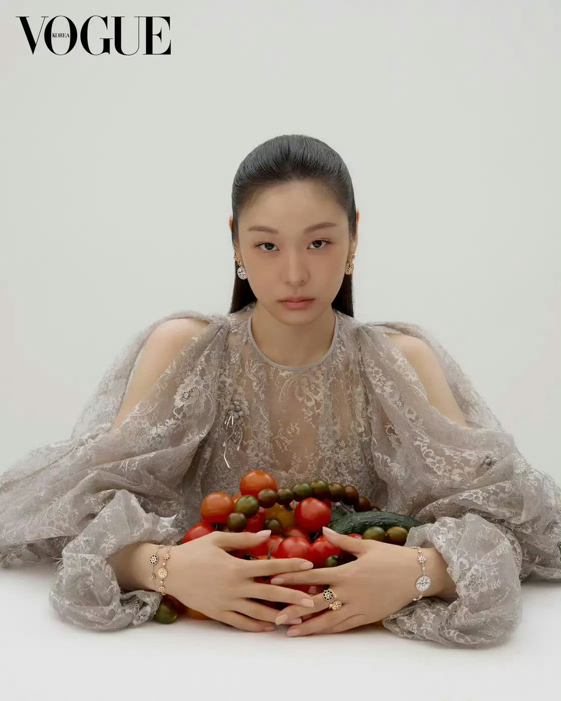 金妍儿×VOGUEKoreaMarch2026封面VOGUE韩版三月刊