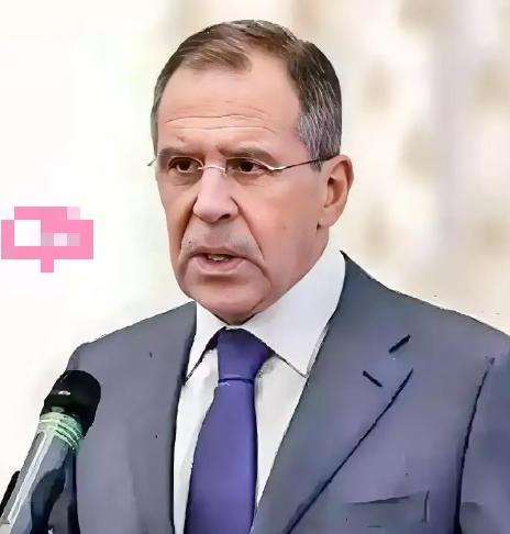 没人想到，这轮美伊掐架，最先扛不住的竟然不是以色列，也不是伊朗，而是那个常年“左