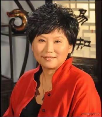北京医科大学曲黎敏教授毫不犹豫地指出:“一夫一妻制是违背人性的。95%的人结婚后
