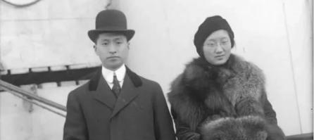 1908年，20岁外交天才顾维钧，被迫娶了18岁张润娥。婚后，他宁愿睡沙发也不碰