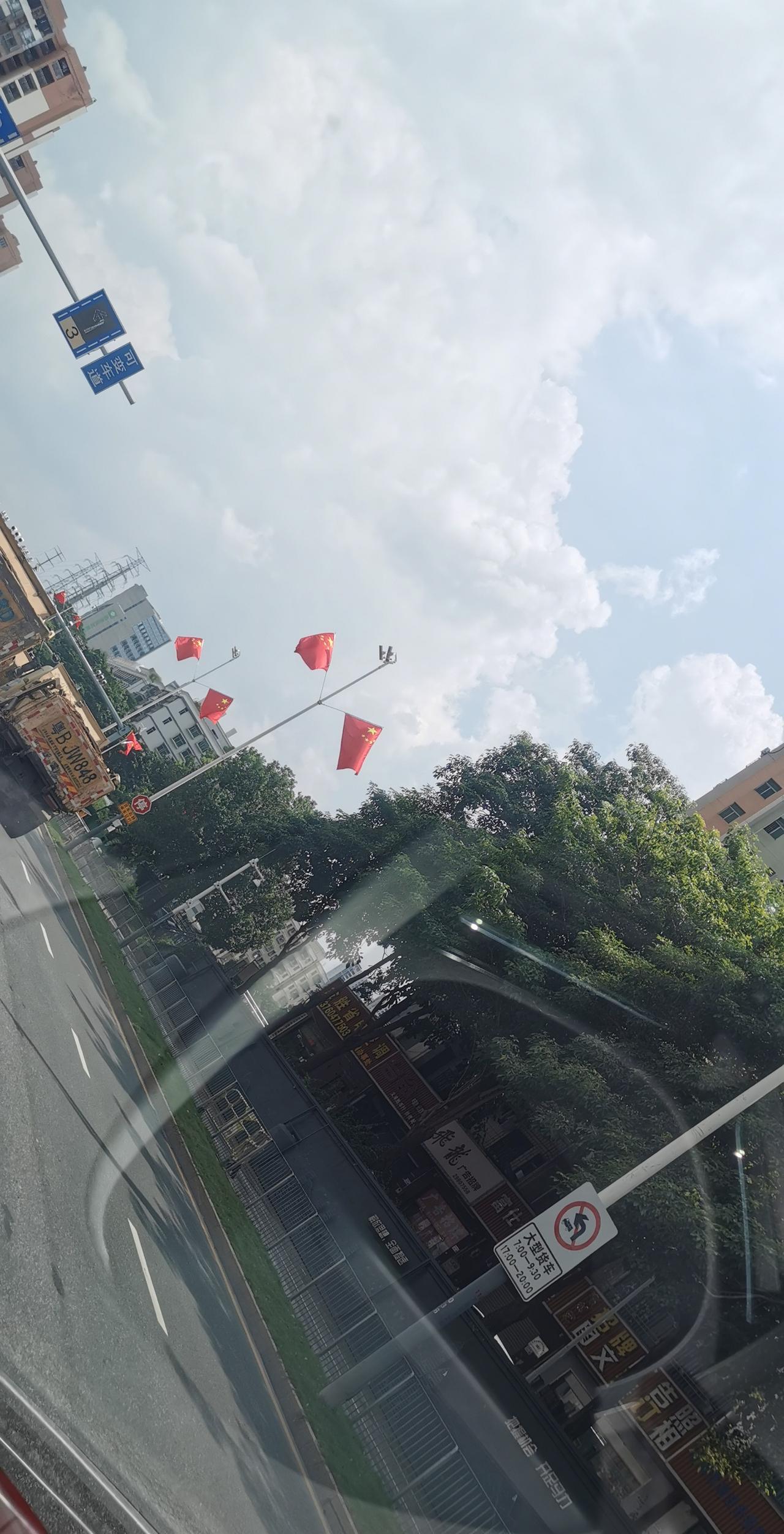 我跟我老公结婚15年了，我老公从来没有正面称呼过我爸妈。就算平时去了我爸妈家，他