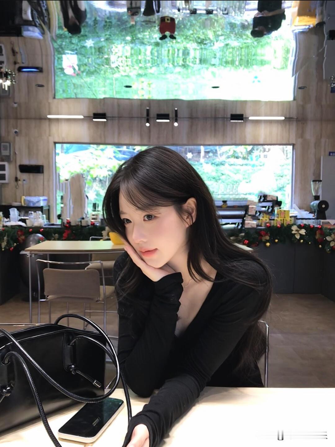 韩系穿搭，简约有格调，带着春日的轻盈，还有温柔文艺范。穿搭什么样的穿搭可以成为