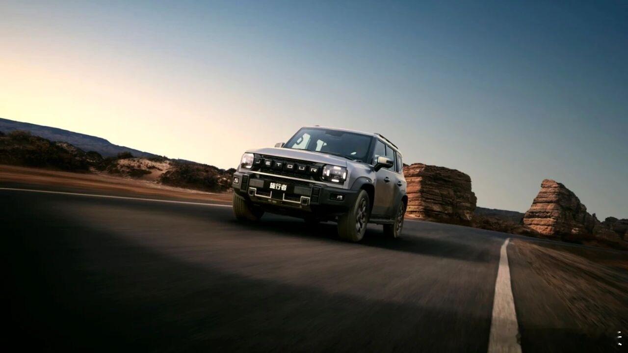 捷途的两款方盒子更新了，卖得确实好哇，捷途旅行者系列仅用26个月，全球累计销量就