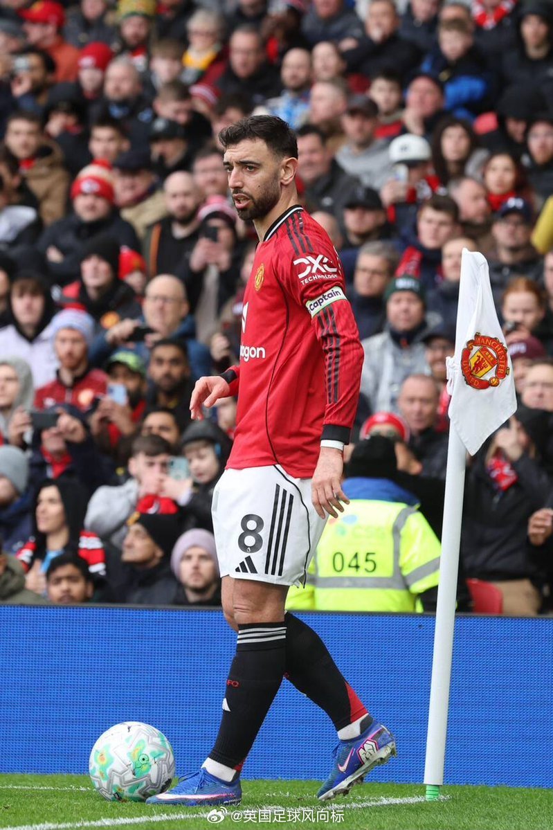 【英超最佳10号位球员】曼联3比1阿斯顿维拉，赛后英媒为球员评分，交出2个助攻的
