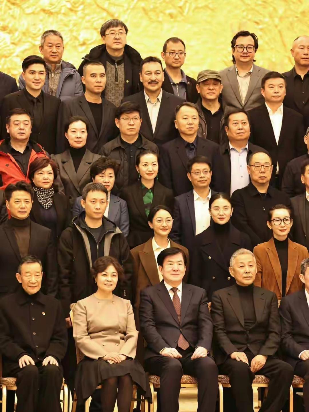 第一眼看到了谁？