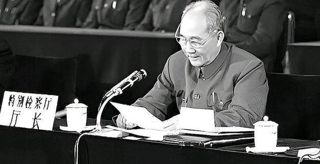 1937年深秋，一名西路军战士拖着残缺的的身躯，终于走到陕甘宁边区警戒线，哨兵看
