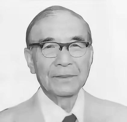 1988年，上海，86岁的名医邝安堃，完全不顾子女反对，娶了比自己小63岁的小保