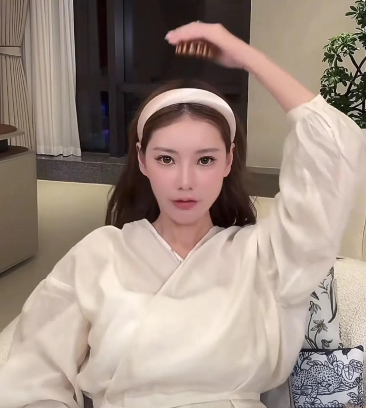 马筱梅这情商无敌了！马筱梅直播时有人问她什么时候生宝宝，她回答说自己已经有两