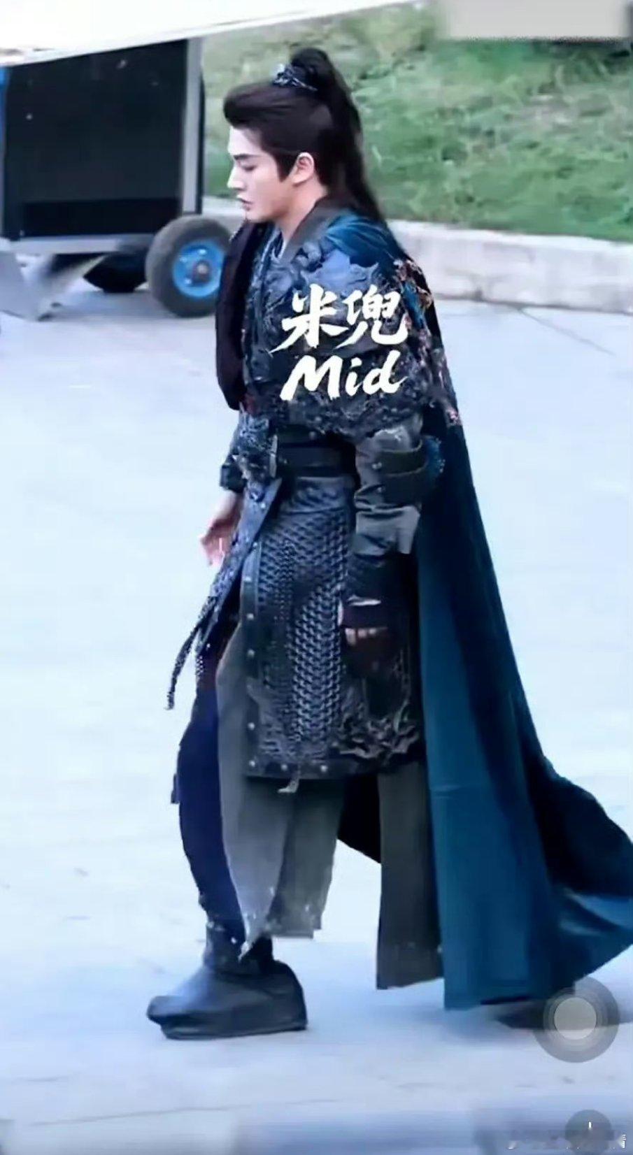 邓为这服装太惨了吧​​​