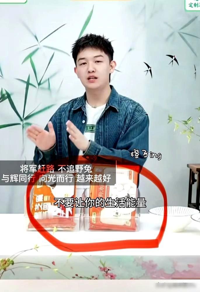 哎，说董董靠“正能量”？我可不信那一套。这哥们儿，北电导演系出身，脑子活得