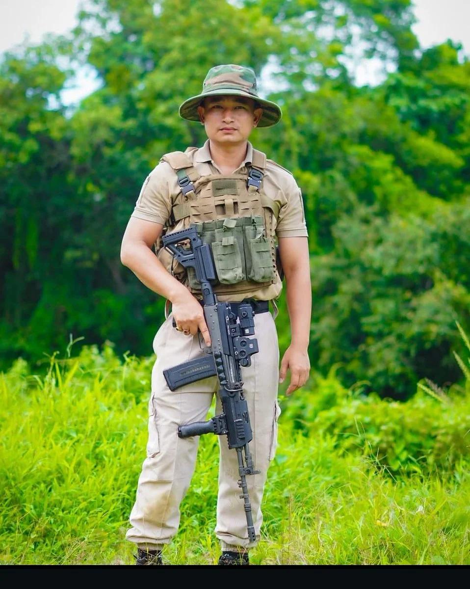 印度阿萨姆邦警察与改进版因萨斯步枪